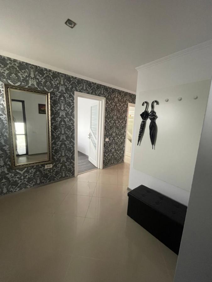 Eroilor II Apartament Apartment ซูชาวา ภายนอก รูปภาพ