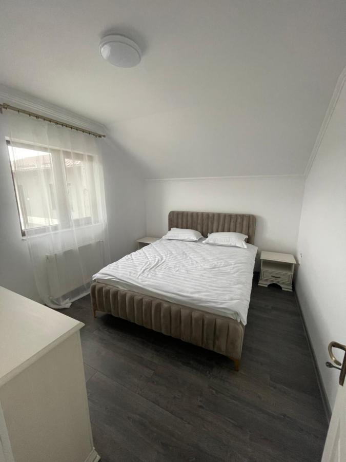 Eroilor II Apartament Apartment ซูชาวา ภายนอก รูปภาพ